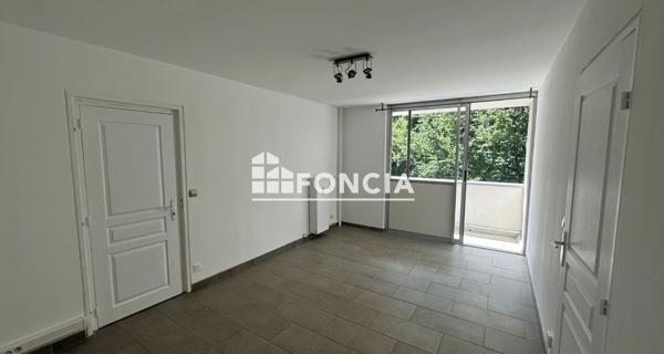Location Appartement 2 pièces 50.75 m² - La Madeleine 59110