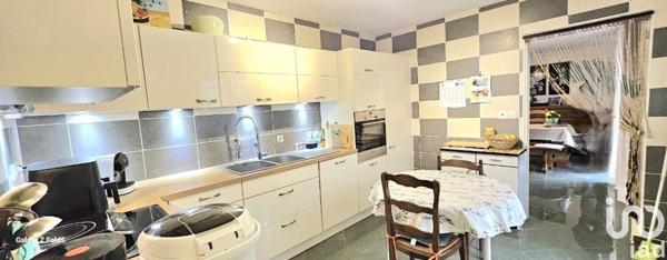 Maison à vendre 6 pièces 117 m² Cercottes