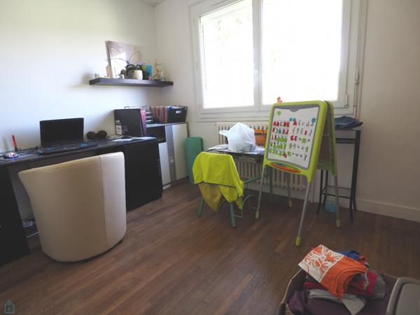 Grande maison et hangar de 100 m2