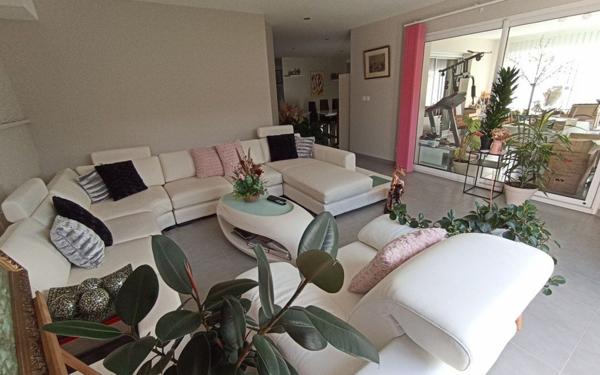 Maison à vendre    6 pièces •  Biscarrosse