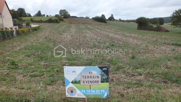 Terrain de 1 409 m²