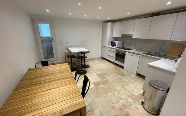 Maison à vendre    12 pièces • 181,23 m2 Antibes