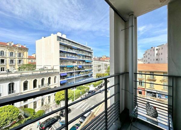 Appartement à louer    1 pièce • 21,41 m2 Nice