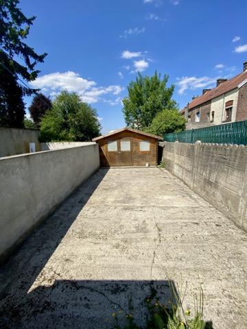 PROCHE DE TOUT