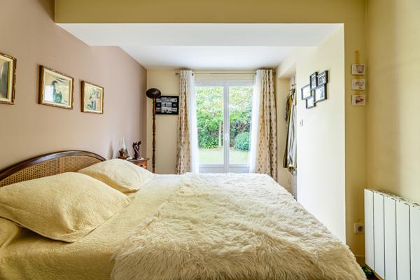 Aubagne (13400) VILLA - 160M2 - PISCINE - PARCELLE DETACHABLE CONSTRUCTIBLE