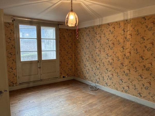 Maison à vendre |  Vignols |  5 pièces | 145 m²