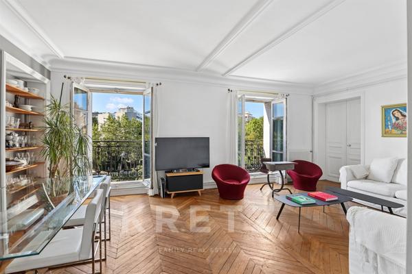 Exclusivité Levallois-Neuilly- 109m2-3 Chambres -Vue totalement dégagée.
