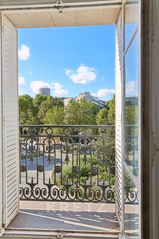 Exclusivité Levallois-Neuilly- 109m2-3 Chambres -Vue totalement dégagée.