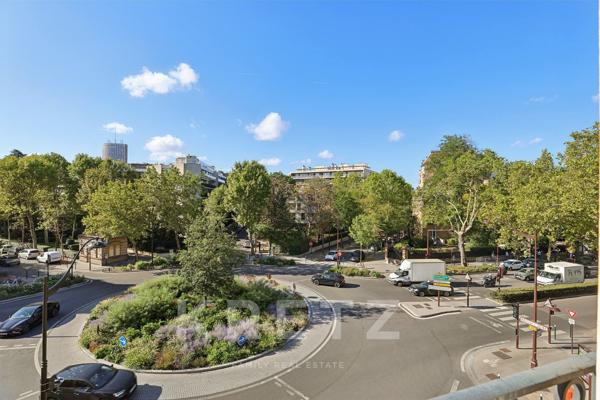 Exclusivité Levallois-Neuilly- 109m2-3 Chambres -Vue totalement dégagée.