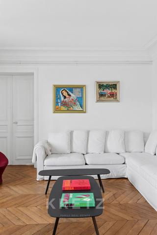 Exclusivité Levallois-Neuilly- 109m2-3 Chambres -Vue totalement dégagée.
