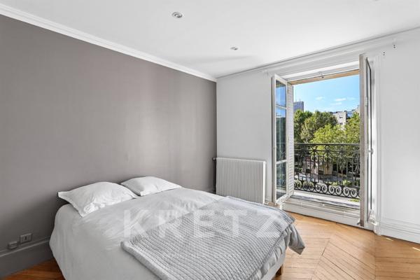 Exclusivité Levallois-Neuilly- 109m2-3 Chambres -Vue totalement dégagée.