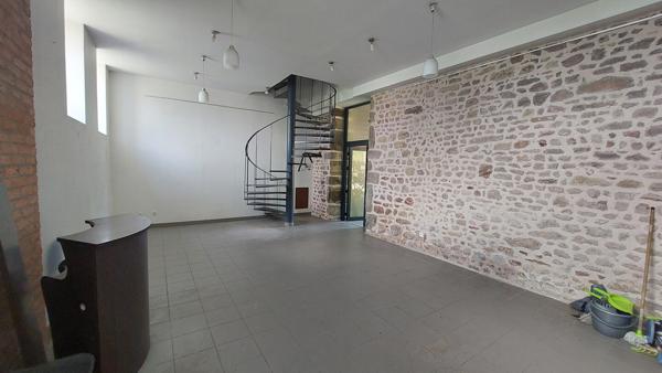 BATIMENTS A USAGE PROFESSIONNEL