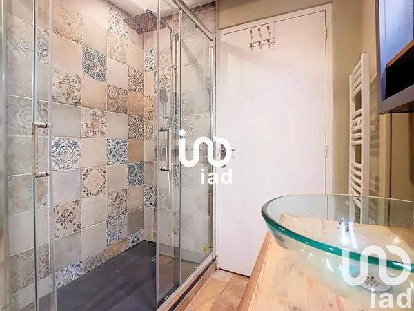 Maison 4 pièces de 90 m² à Saint-Cyr-sur-Mer (83270)