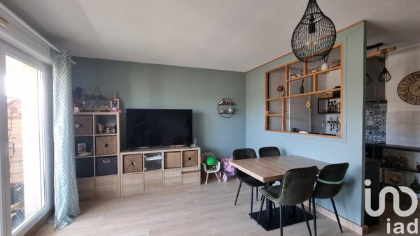 Appartement 3 pièces de 56 m² à Châteaurenard (13160)