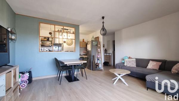 Appartement 3 pièces de 56 m² à Châteaurenard (13160)