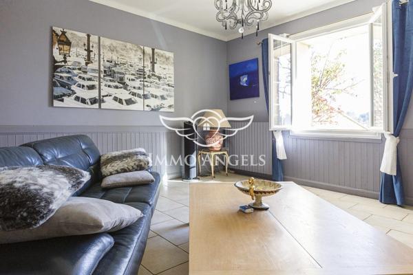 Mas en pierres avec gîte et dépendances, proche de Gordes