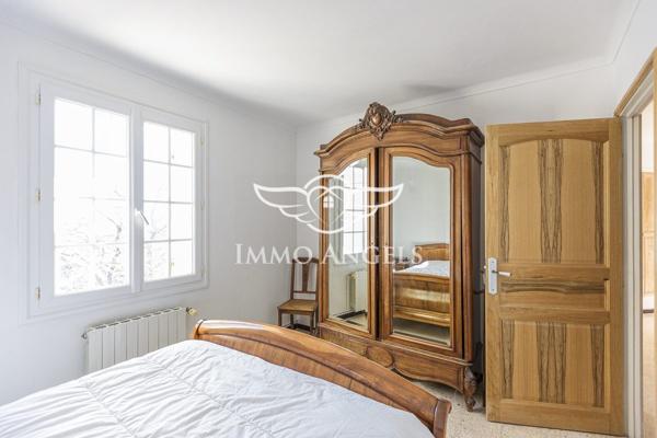 Mas en pierres avec gîte et dépendances, proche de Gordes