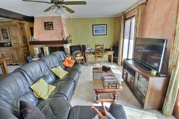 Maison Triel Sur Seine 7 pièce(s) 158 m2 449 000 € ** - Ref : 877