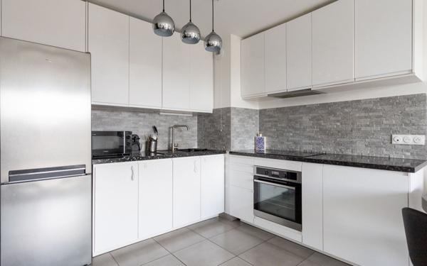 Appartement à vendre    3 pièces •  Chennevières-sur-Marne