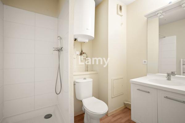 Appartement studio + parking en sous-sol