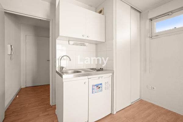 Appartement studio + parking en sous-sol
