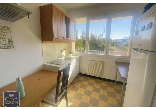 Appartement à louer 2 pièces 52.84m²