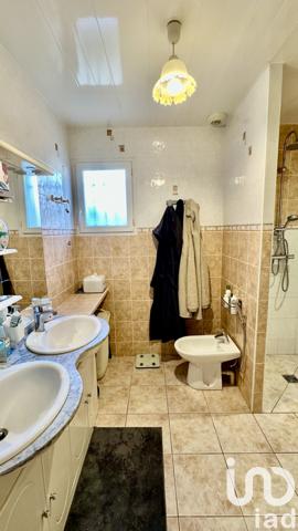 Maison à vendre 8 pièces 228 m² Linas