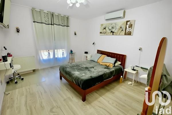 Maison à vendre 8 pièces 228 m² Linas