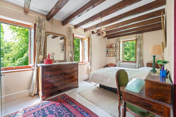 Maison de charme 5 chambres - Grand terrain - Investissement