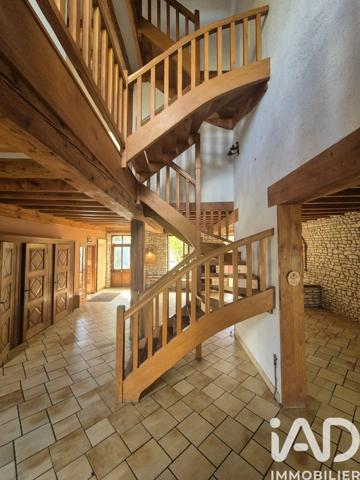 Maison à vendre 12 pièces 289 m² Cheny