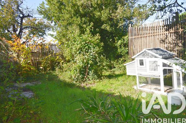 Maison à vendre 10 pièces 287 m² Benet