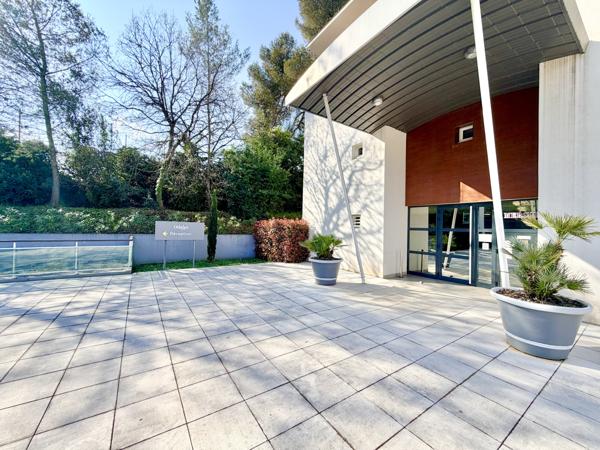 Antibes (06600) ANTIBES COMBES 2P DE 40 M2 SUD CALME ET GARAGE