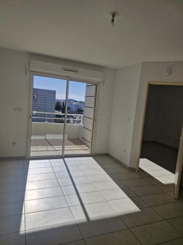 Appartement La Crau 2 pièce(s) 37 m2 RESIDENCE SENIOR LE PATIO D'OR