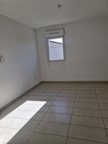 Appartement La Crau 2 pièce(s) 37 m2 RESIDENCE SENIOR LE PATIO D'OR