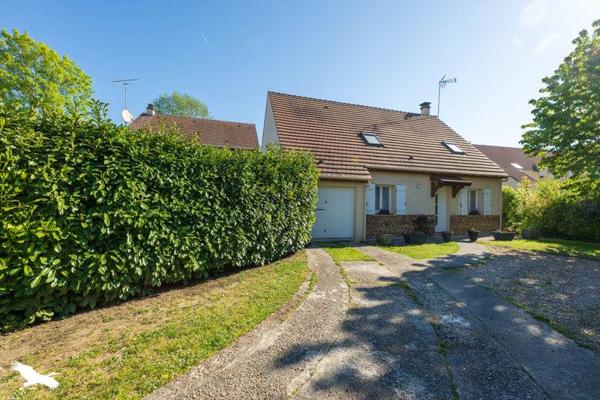 Maison à vendre |  Saint-Ouen-l'Aumône |  5 pièces | 114 m²