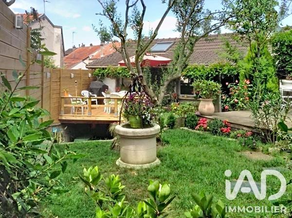 Maison à vendre 13 pièces 300 m² Montlhéry
