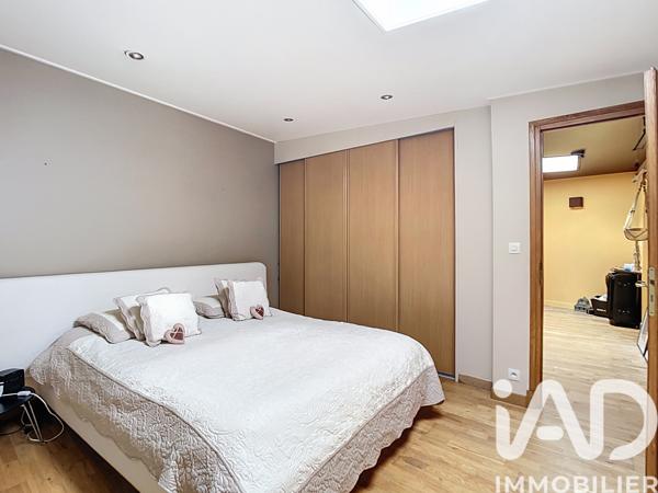 Maison à vendre 13 pièces 300 m² Montlhéry