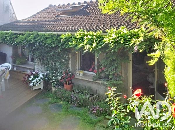 Maison à vendre 13 pièces 300 m² Montlhéry