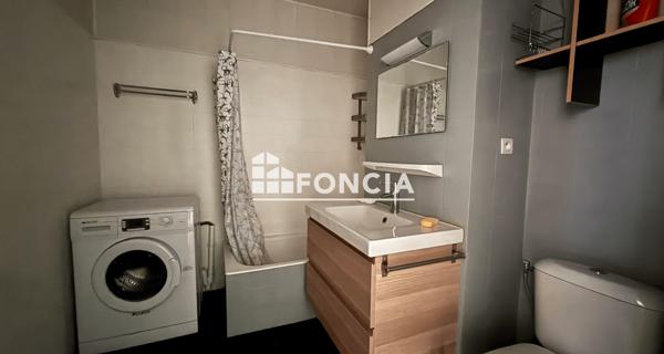 Location Studio meublé 33.7 m² - Gap 05000
