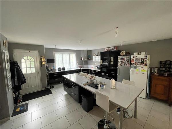 Maison à vendre |  Villedieu-sur-Indre |  5 pièces | 135 m²