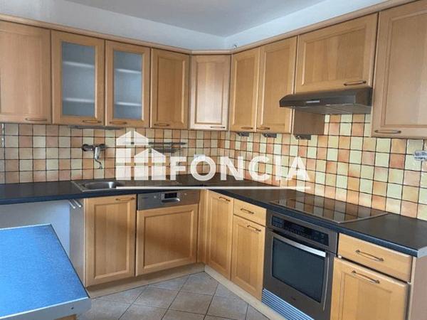Location Appartement 3 pièces 61.5 m² - 10 RUE ANDRE SOLADIER Alfortville 94140