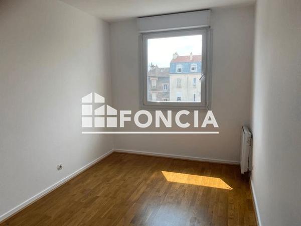 Location Appartement 3 pièces 61.5 m² - 10 RUE ANDRE SOLADIER Alfortville 94140