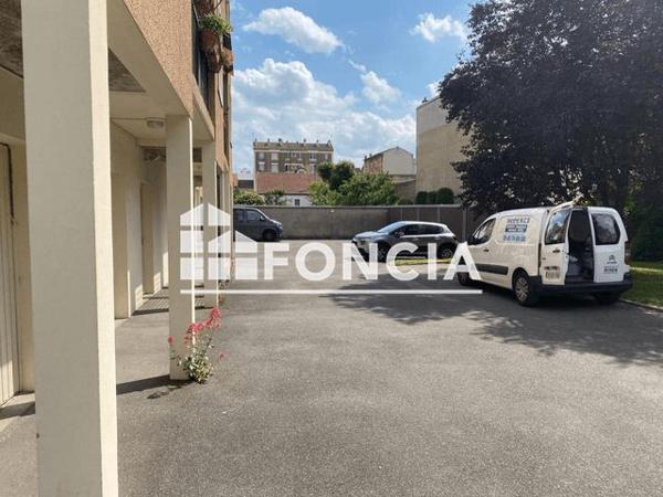 Location Appartement 3 pièces 61.5 m² - 10 RUE ANDRE SOLADIER Alfortville 94140