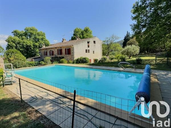 Maison à vendre 17 pièces 505 m² Saint-Maximin-la-Sainte-Baume