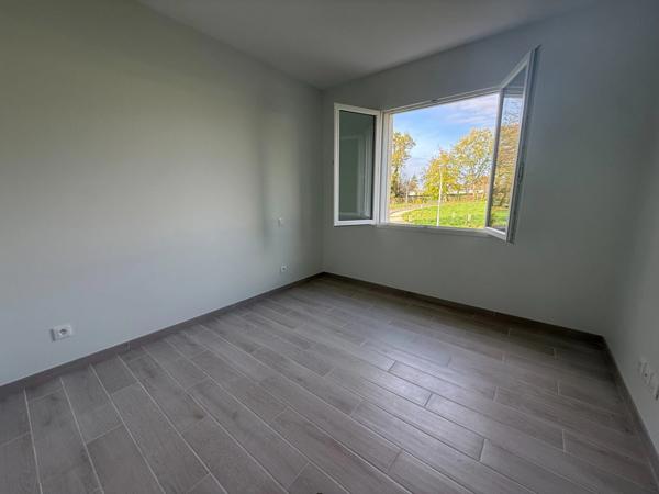 Maison à vendre proche d'Angoulême (16) PLAIN-PIED 3 chambres /garage/ jardin