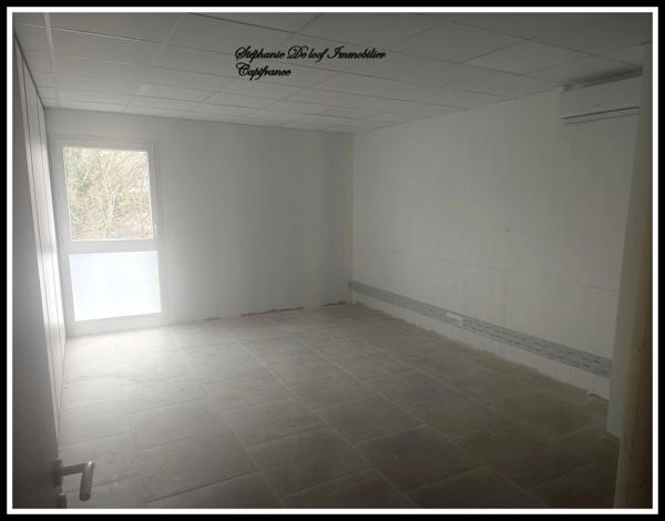 Local/bureau à louer BOUJAN SUR LIBRON (34)