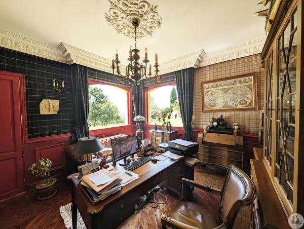 Situation dominante, Propriété avec maison d'amis