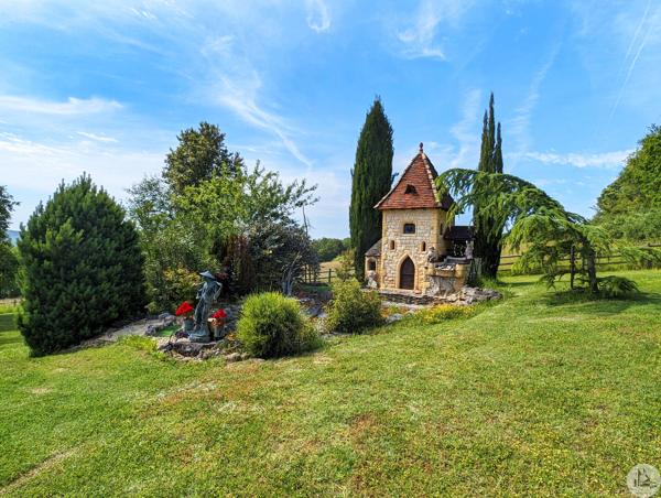 Situation dominante, Propriété avec maison d'amis
