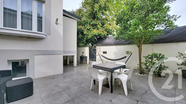 Maison à vendre  6 pièces - 118,97 m 2   CHAMPS SUR MARNE  - 77
