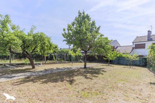Maison 335 000 € Villepreux 3 p 90 m² DPE F
